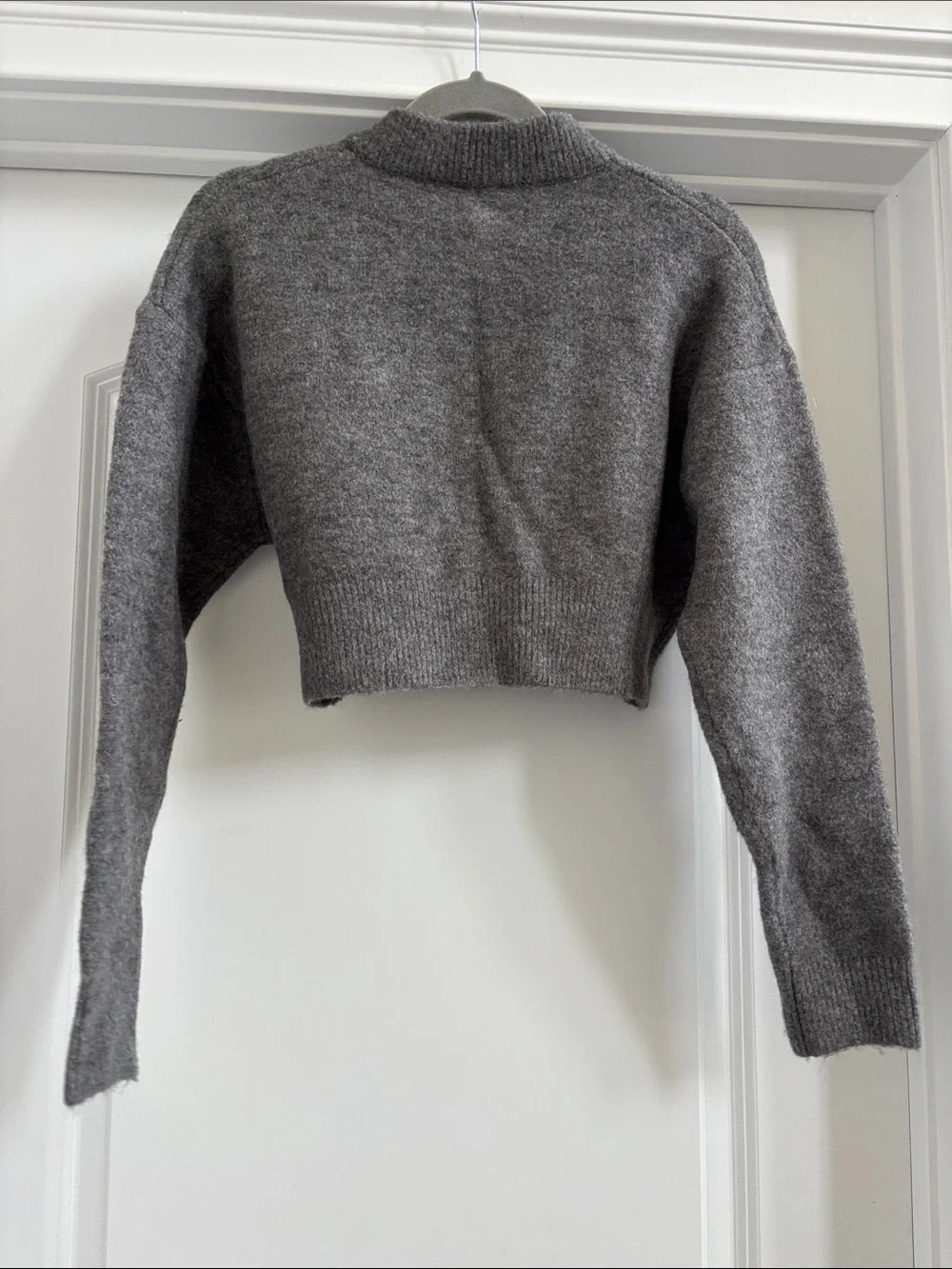 Zara Cropped Button-Up Cardigan - Gray